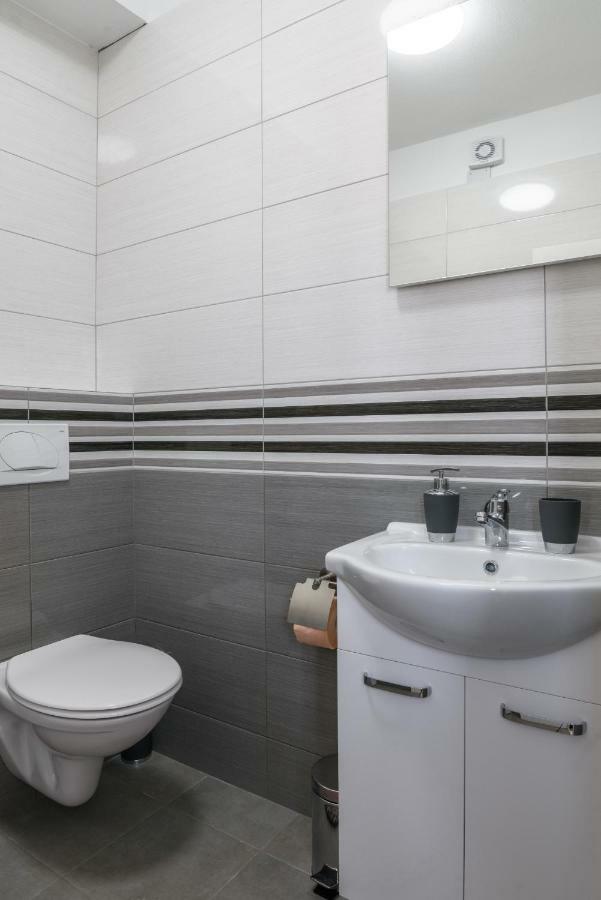Apartment Porat トロギール エクステリア 写真